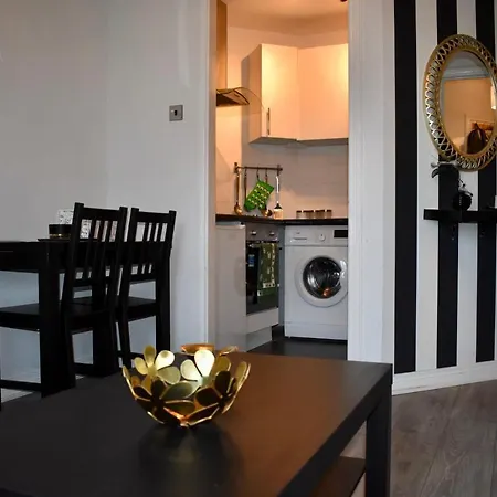 City Centre Top Floor Flat Overlooking Liffey River Appartement *