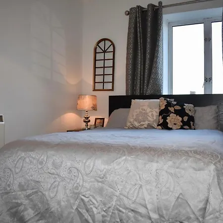 City Centre Top Floor Flat Overlooking Liffey River Appartement *
